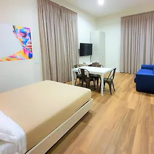 לינה וארוחת בוקר Toledo Place, נאפולי