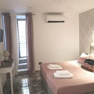 Domus Luigi Leone Napoli