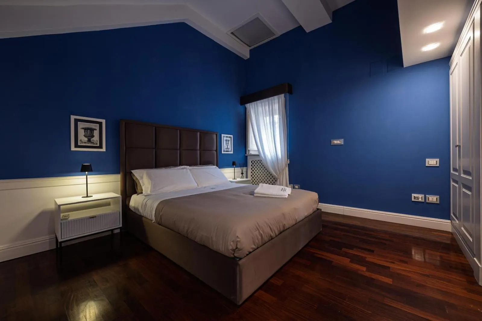 La Maison Entre Amis Naples