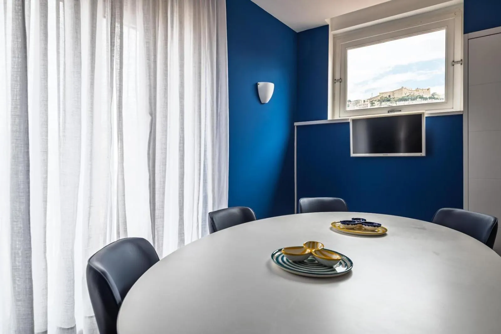 Apartment La Maison Entre Amis Naples Italy