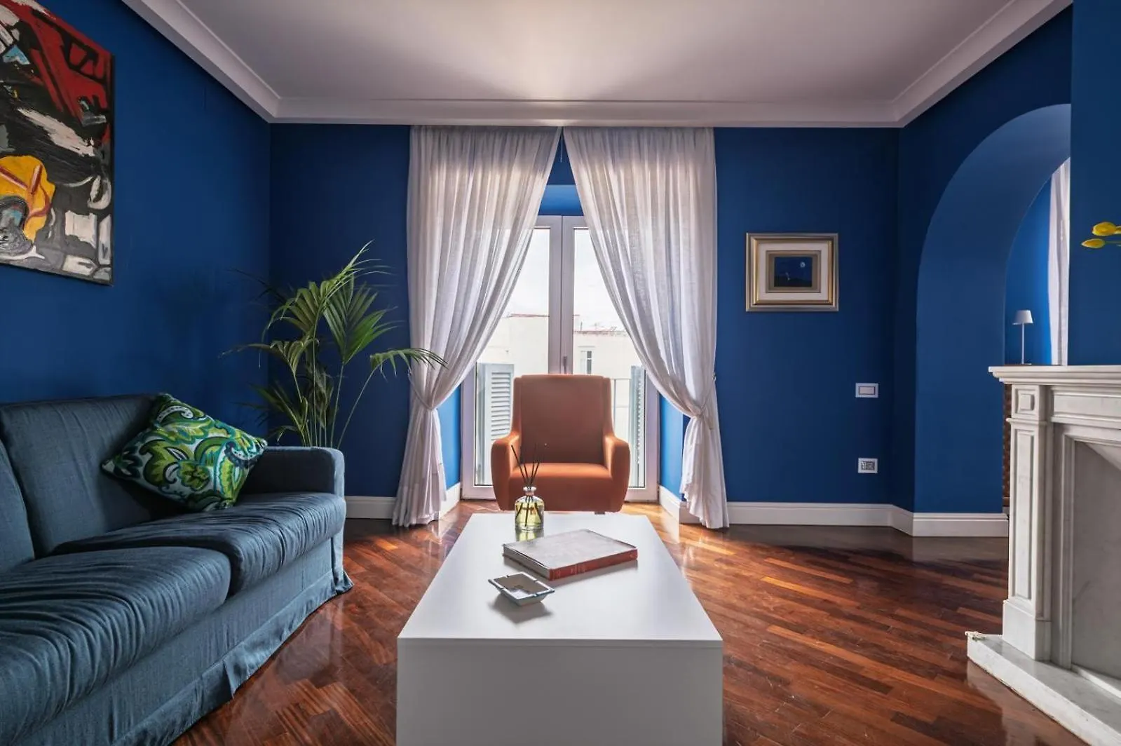 La Maison Entre Amis Naples Apartment