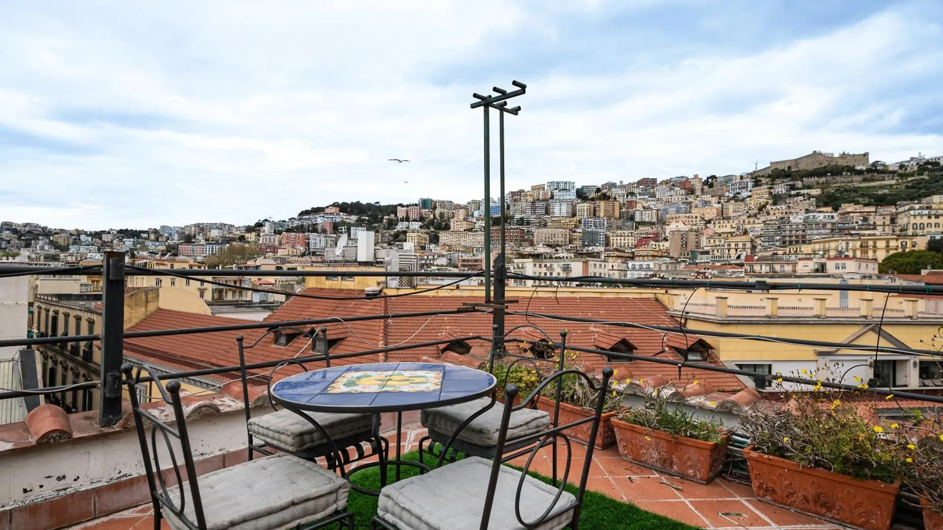 La Maison Entre Amis Naples Italy